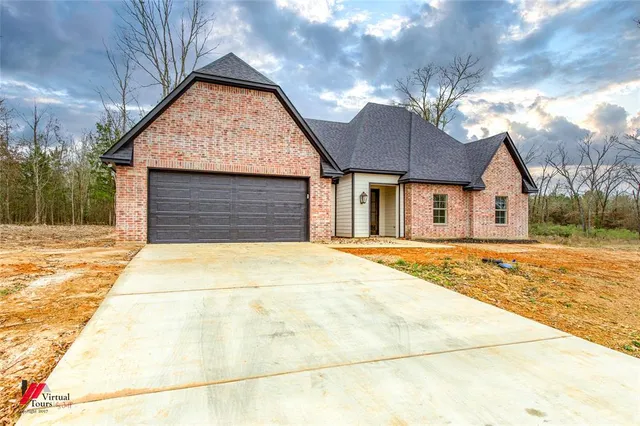 $387,000 | 1020 VOSS Road, Stonewall, LA 71078