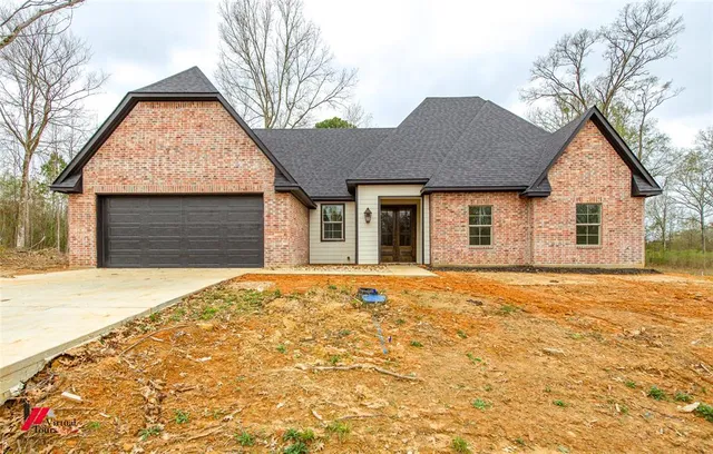 $387,000 | 1020 VOSS Road, Stonewall, LA 71078