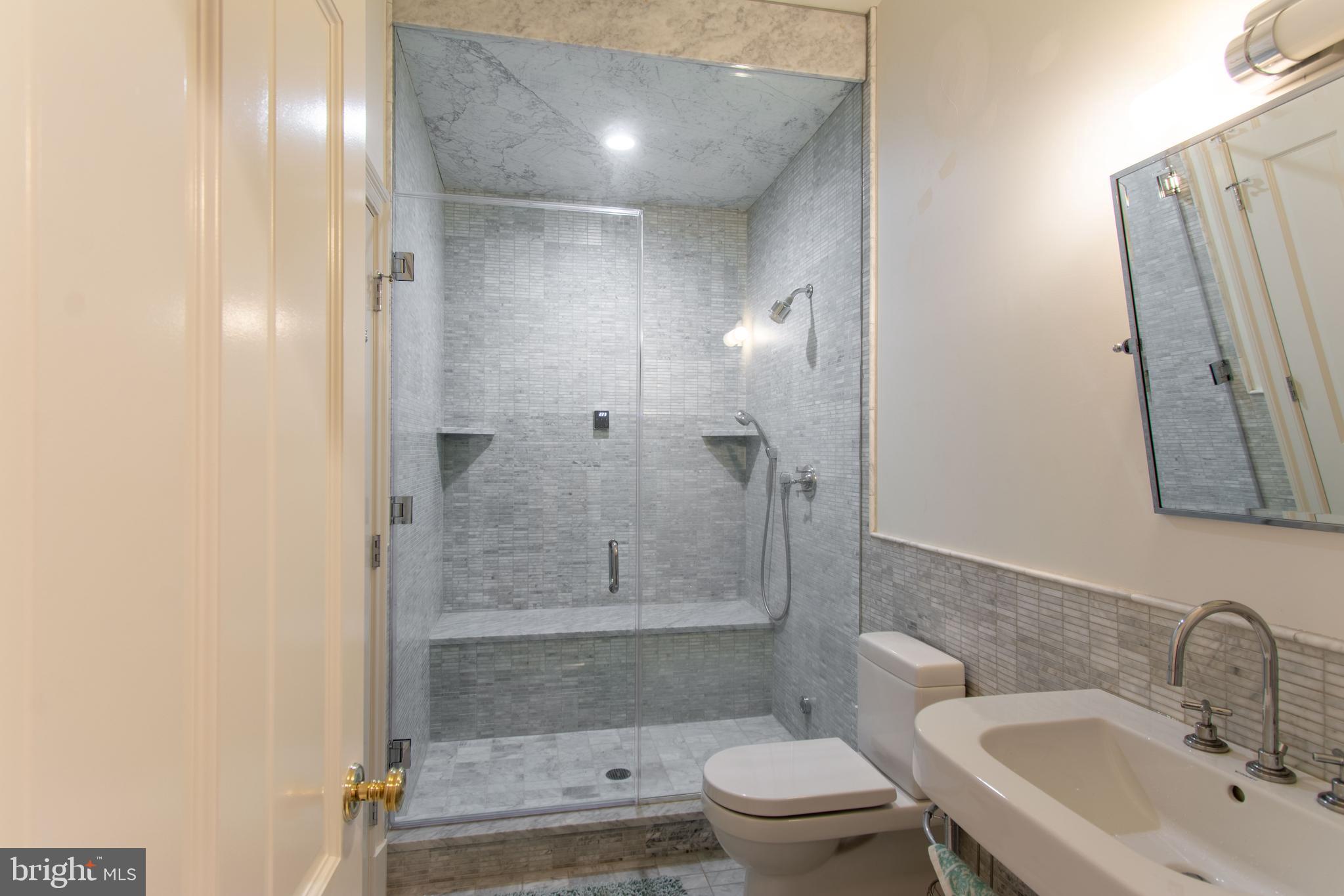 9101 Burning Tree Road Bethesda, MD 20817 - Photo 25 of 39