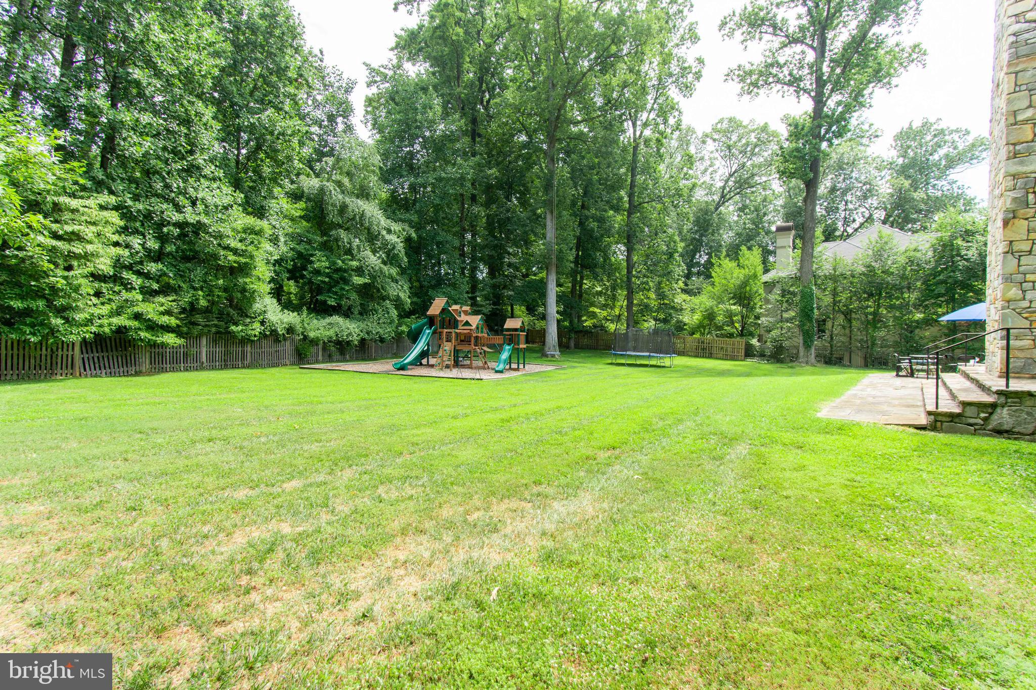 9101 Burning Tree Road Bethesda, MD 20817 - Photo 33 of 39