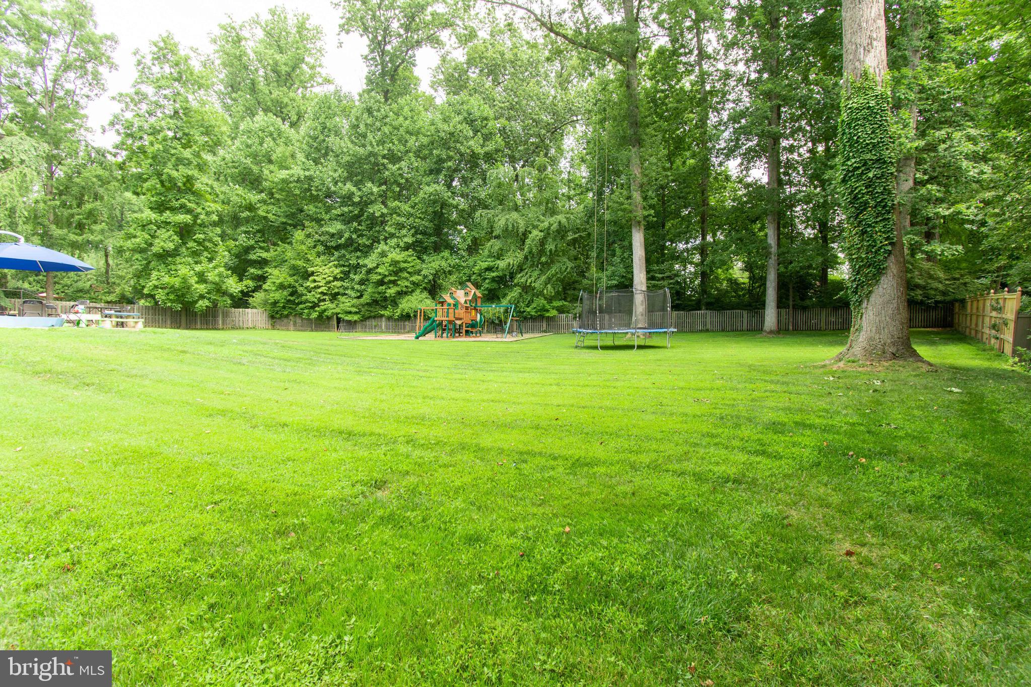 9101 Burning Tree Road Bethesda, MD 20817 - Photo 35 of 39