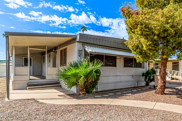 $1,700 | 2650 West Union Hills Drive, Unit 112, Phoenix, AZ 85027