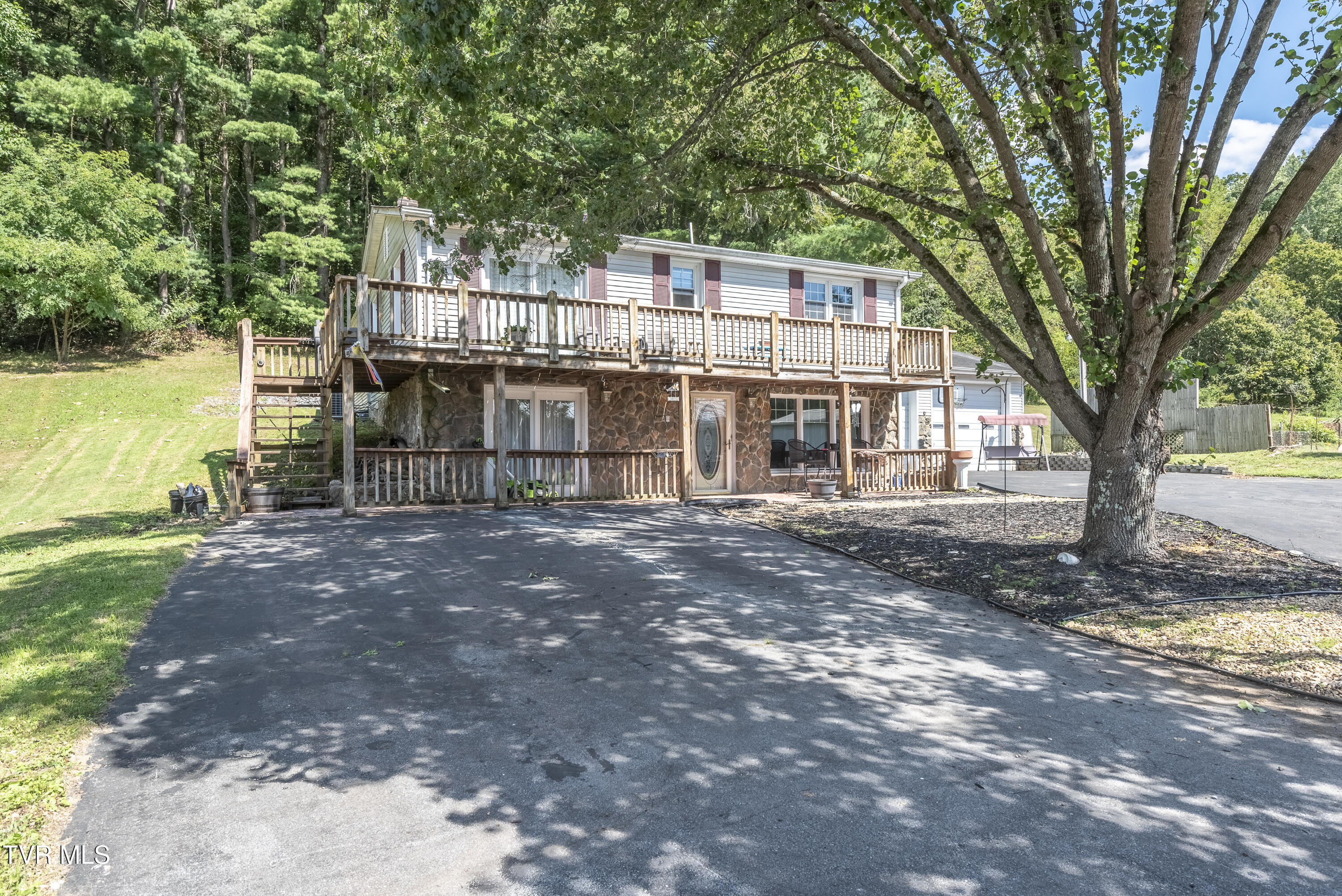 1055 St Clairs Creek Road Chilhowie, VA 24319 - Photo 7 of 31 1055-ST-Claires-Creek-Chilhowie-VA Highl
