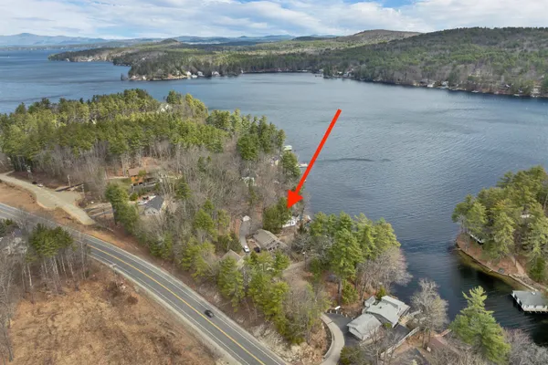 $1,595,000 | 20 Boat Cove Road, Alton, NH 03810