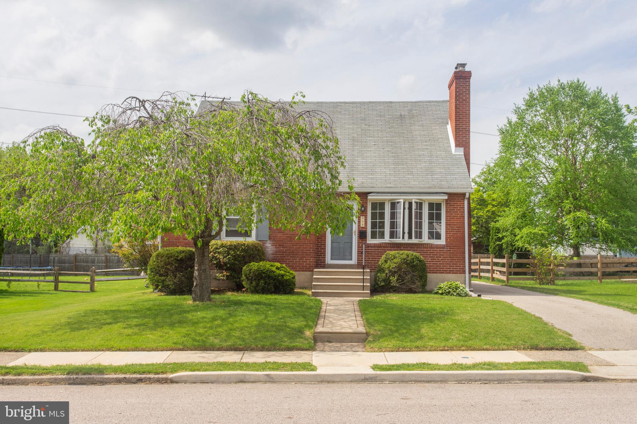 375 Shaw Road Ridley Park, PA 19078 - Photo 1 of 40