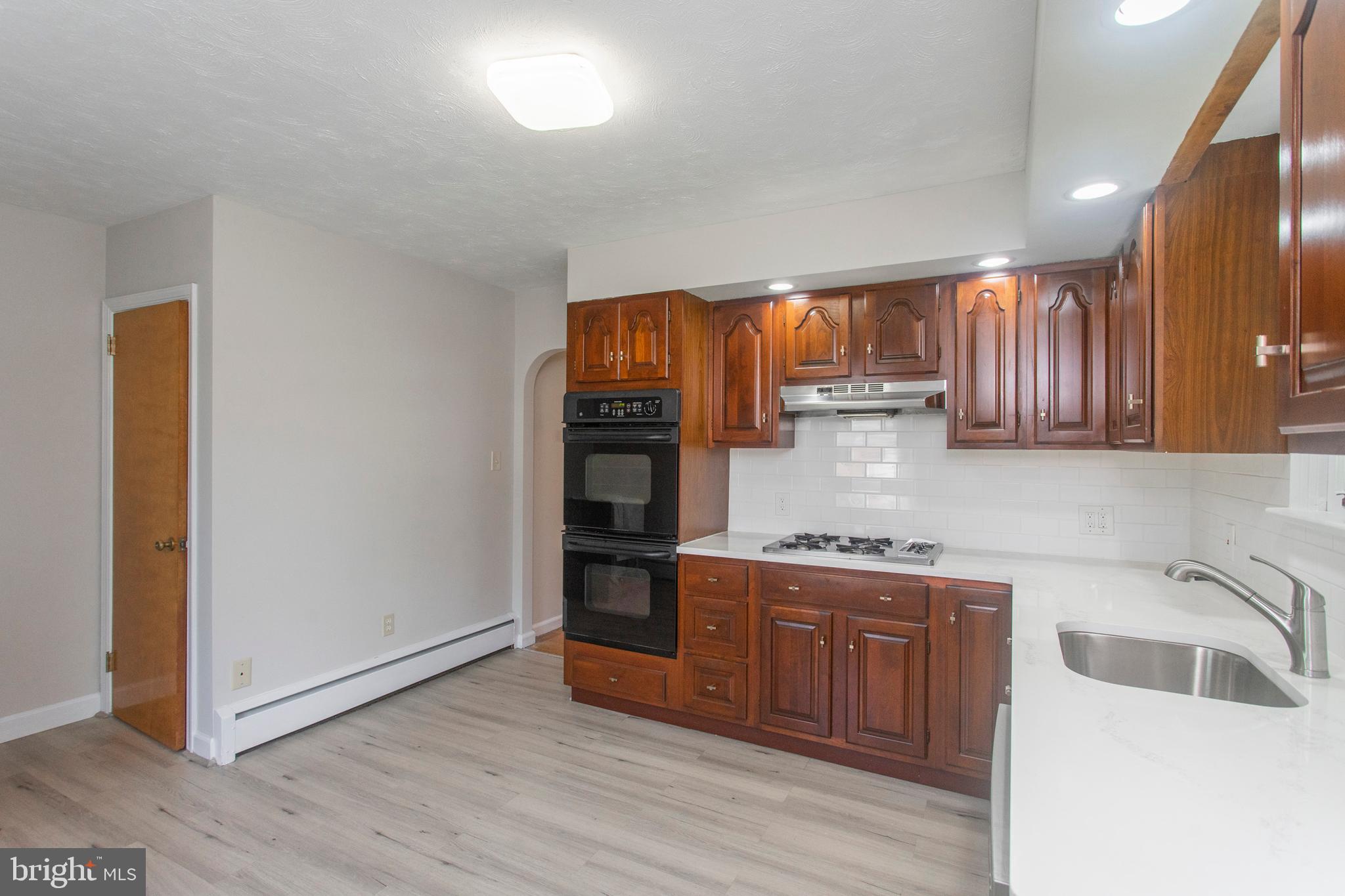 375 Shaw Road Ridley Park, PA 19078 - Photo 11 of 40