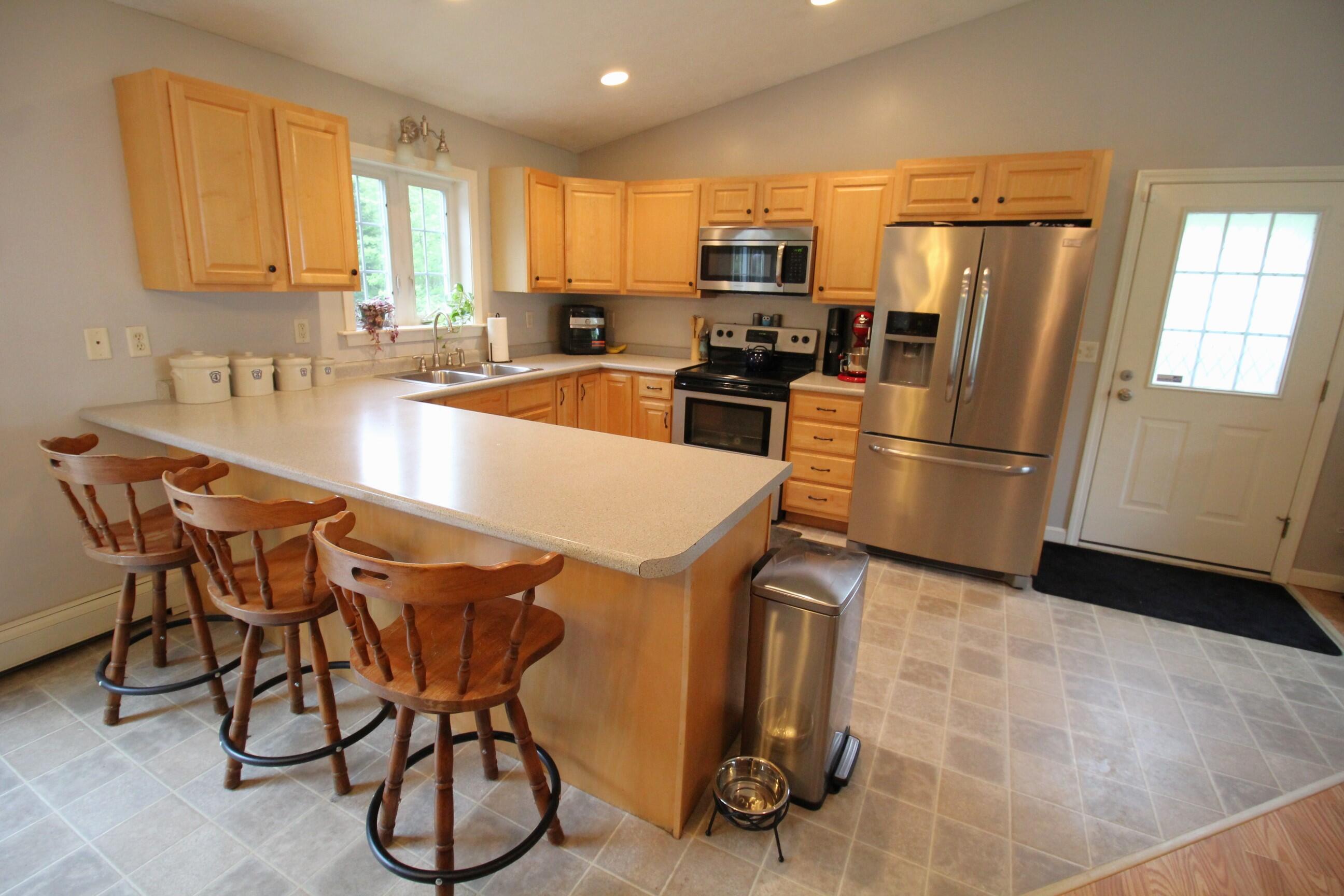 10 Look Brook Circle Jay, ME 04239 - Photo 6 of 51 6. Eat-In Kitchen