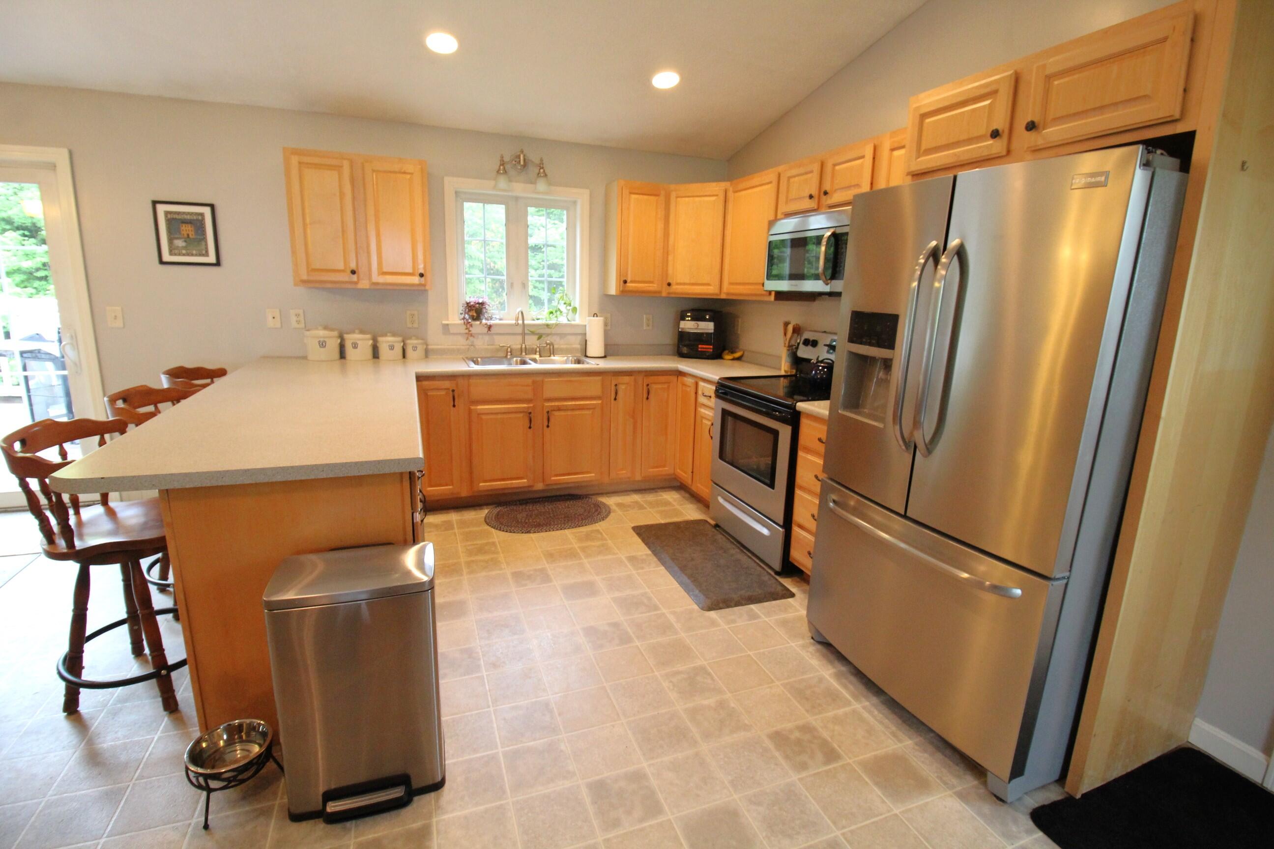 10 Look Brook Circle Jay, ME 04239 - Photo 7 of 51 7. Eat-In Kitchen