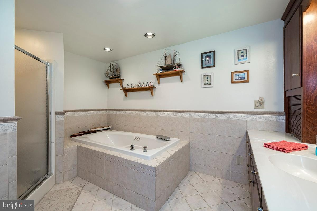 3052 Finland Road Pennsburg, PA 18073 - Photo 15 of 42 Hall bath