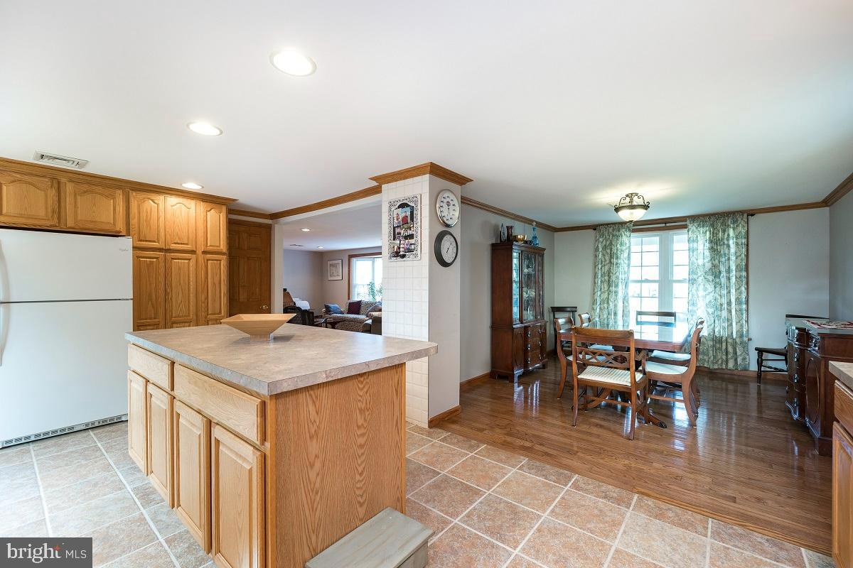 3052 Finland Road Pennsburg, PA 18073 - Photo 6 of 42 Kitchen