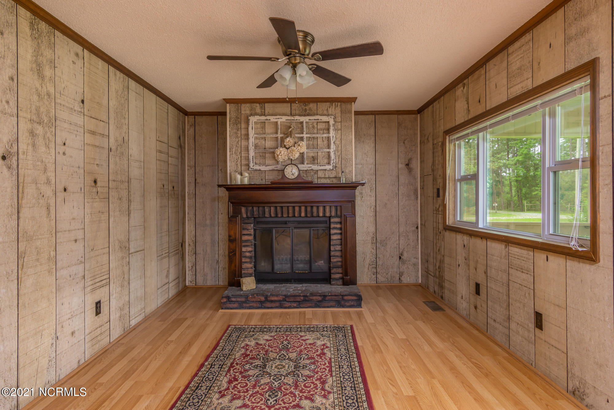 1030 Tebo Road New Bern, NC 28562 - Photo 2 of 89 Living Room