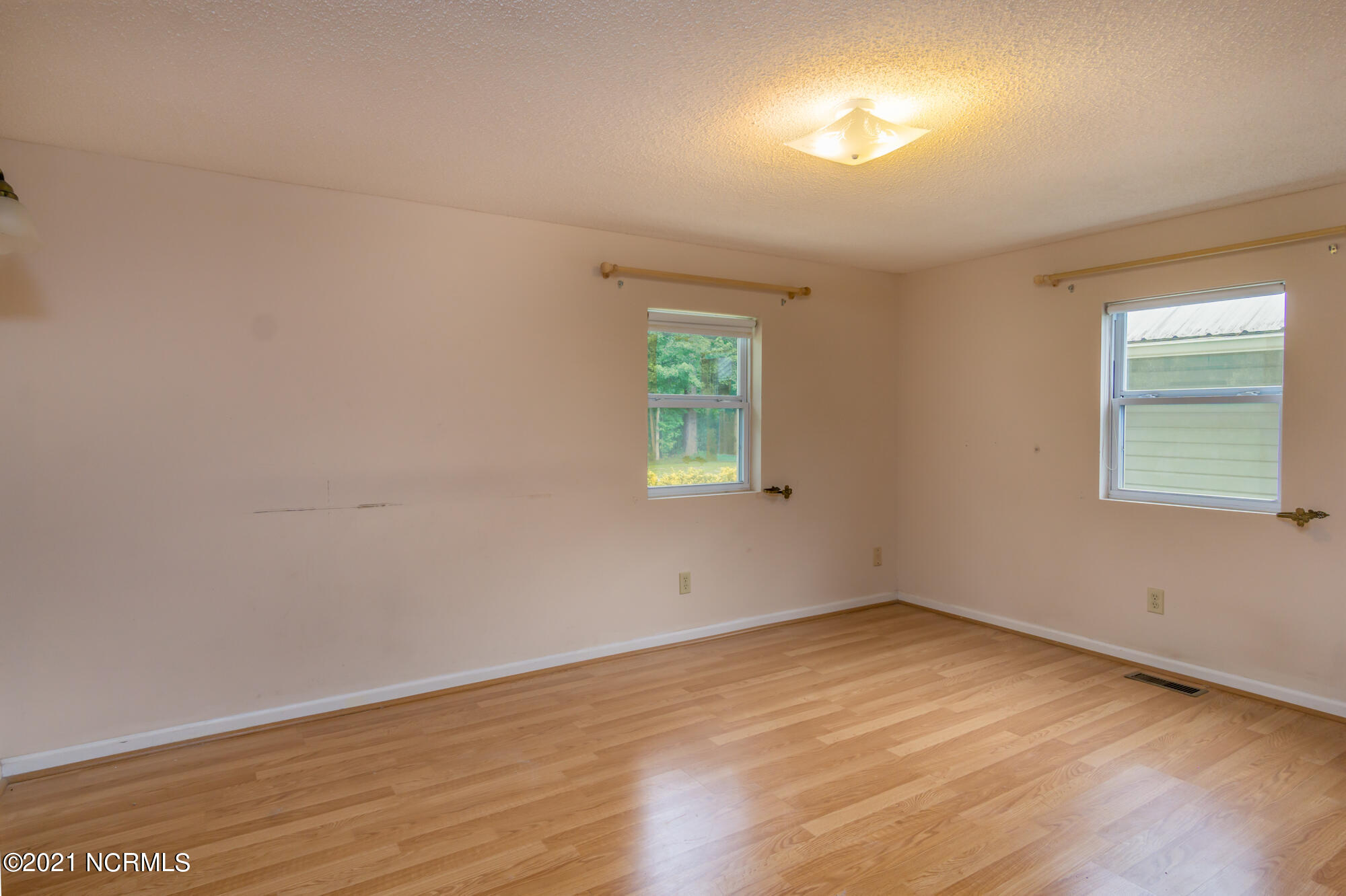 1030 Tebo Road New Bern, NC 28562 - Photo 4 of 89 Master Bedroom