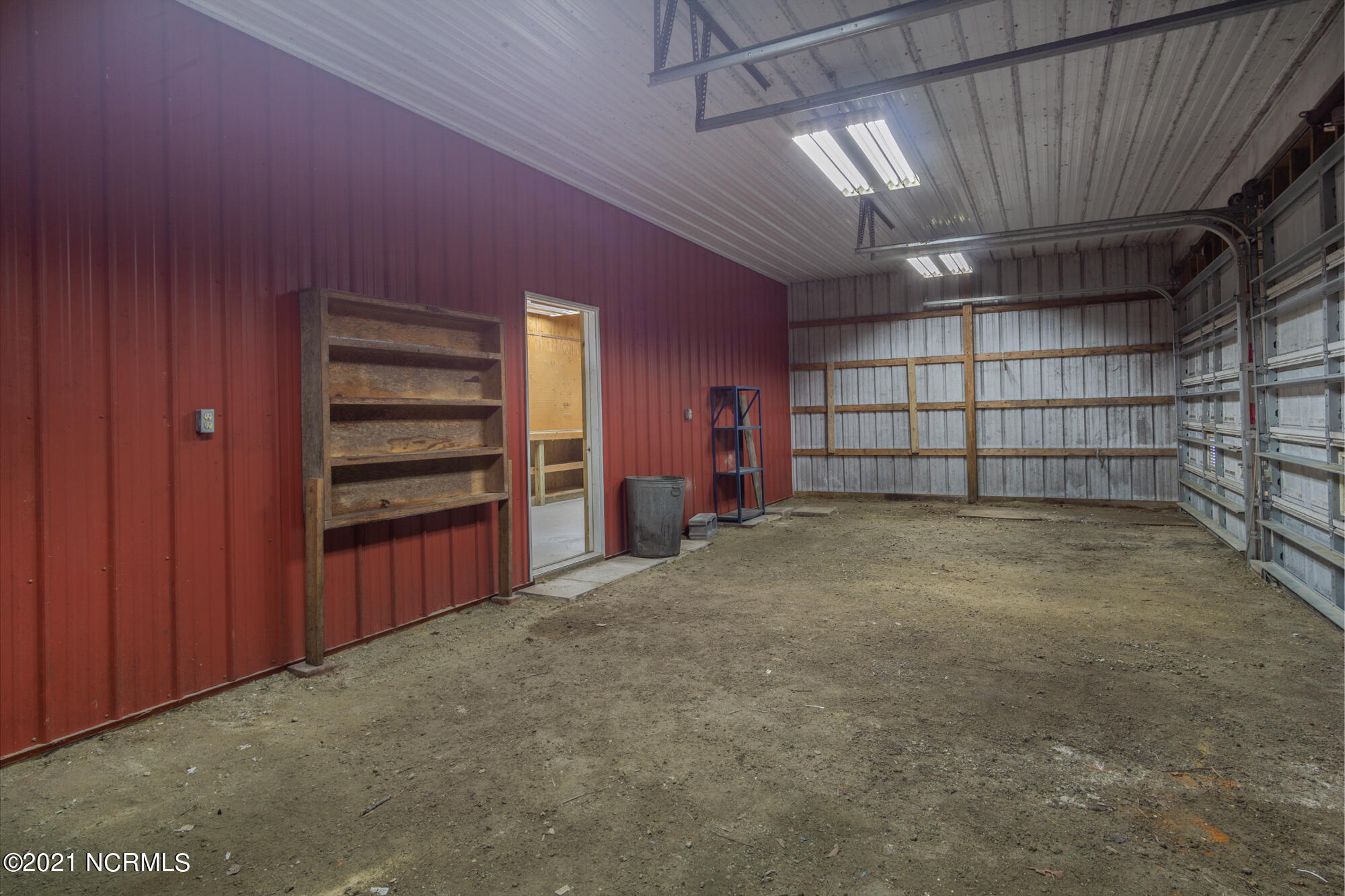 1030 Tebo Road New Bern, NC 28562 - Photo 41 of 89 Inside Garage