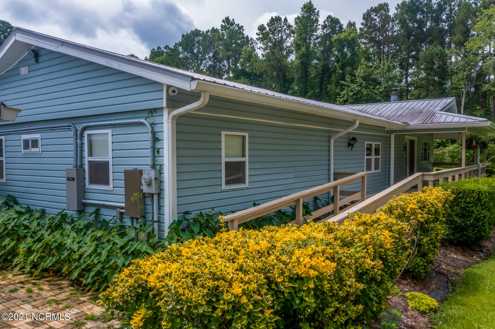 1030 Tebo Road New Bern, NC 28562 - Photo 10 of 89 Front
