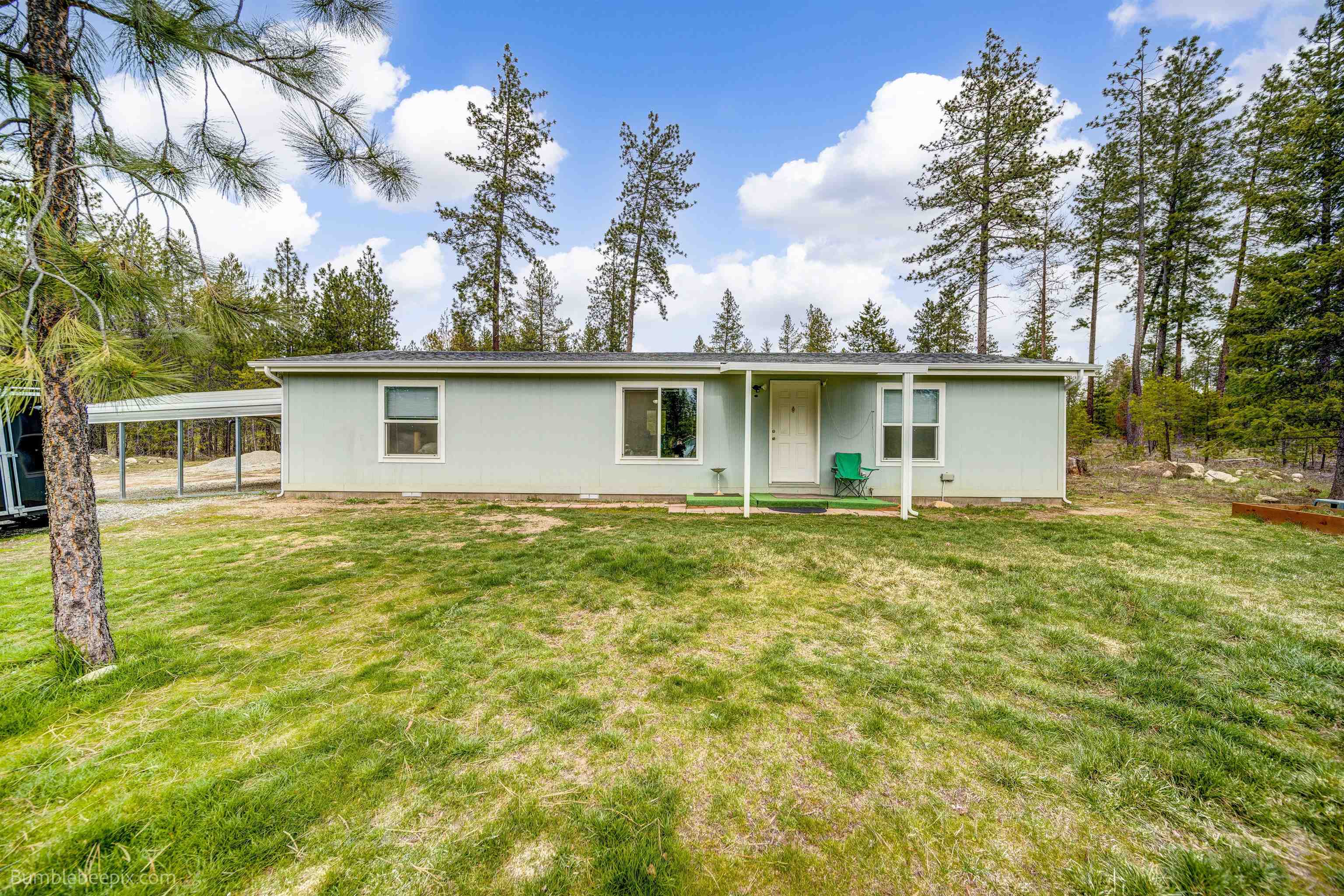 8505 East Valley Road Elk, WA 99009 - Photo 1 of 38