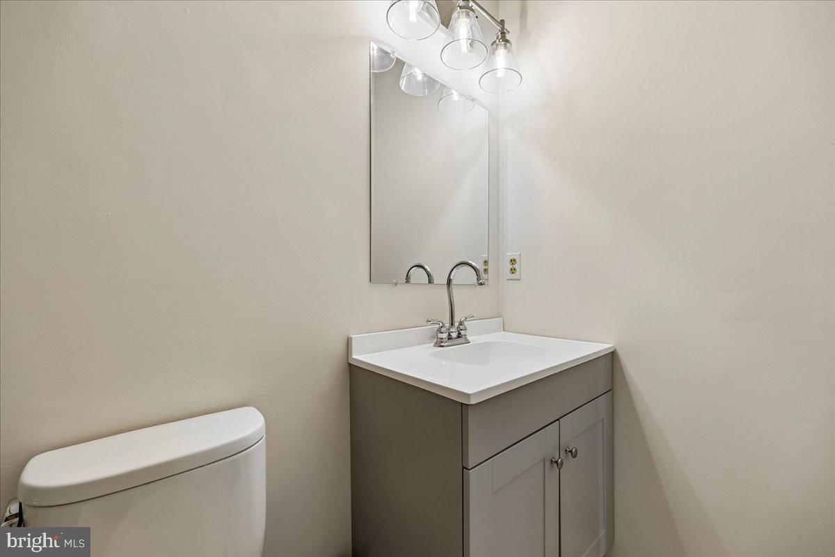 6648 Wind Ridge Road Mount Airy, MD 21771 - Photo 37 of 61