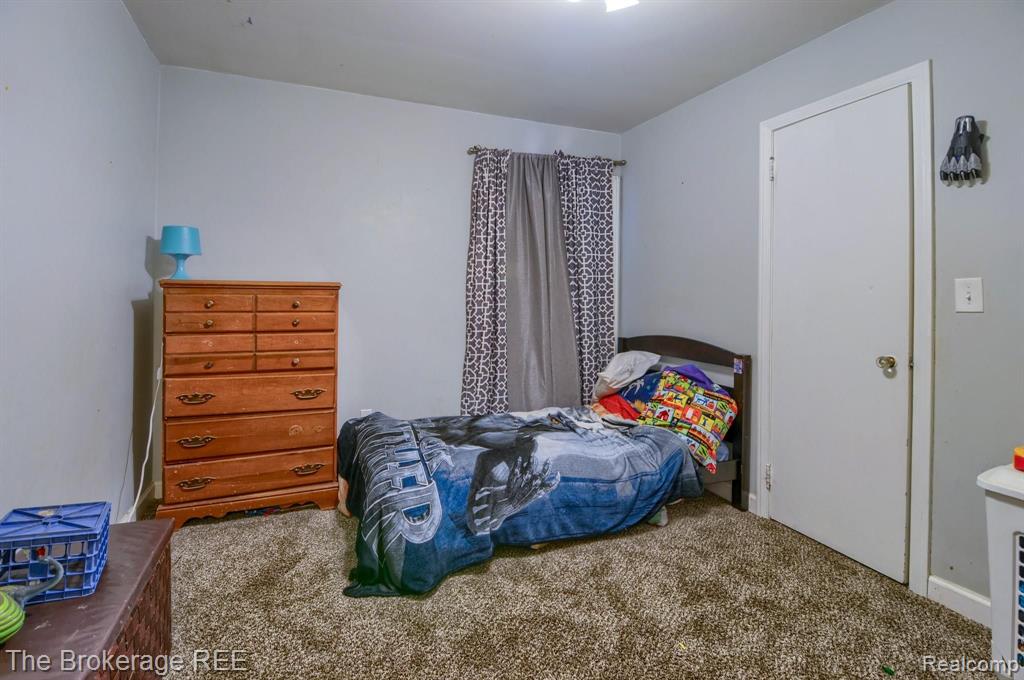 423 South State Road Davison, MI 48423 - Photo 31 of 36