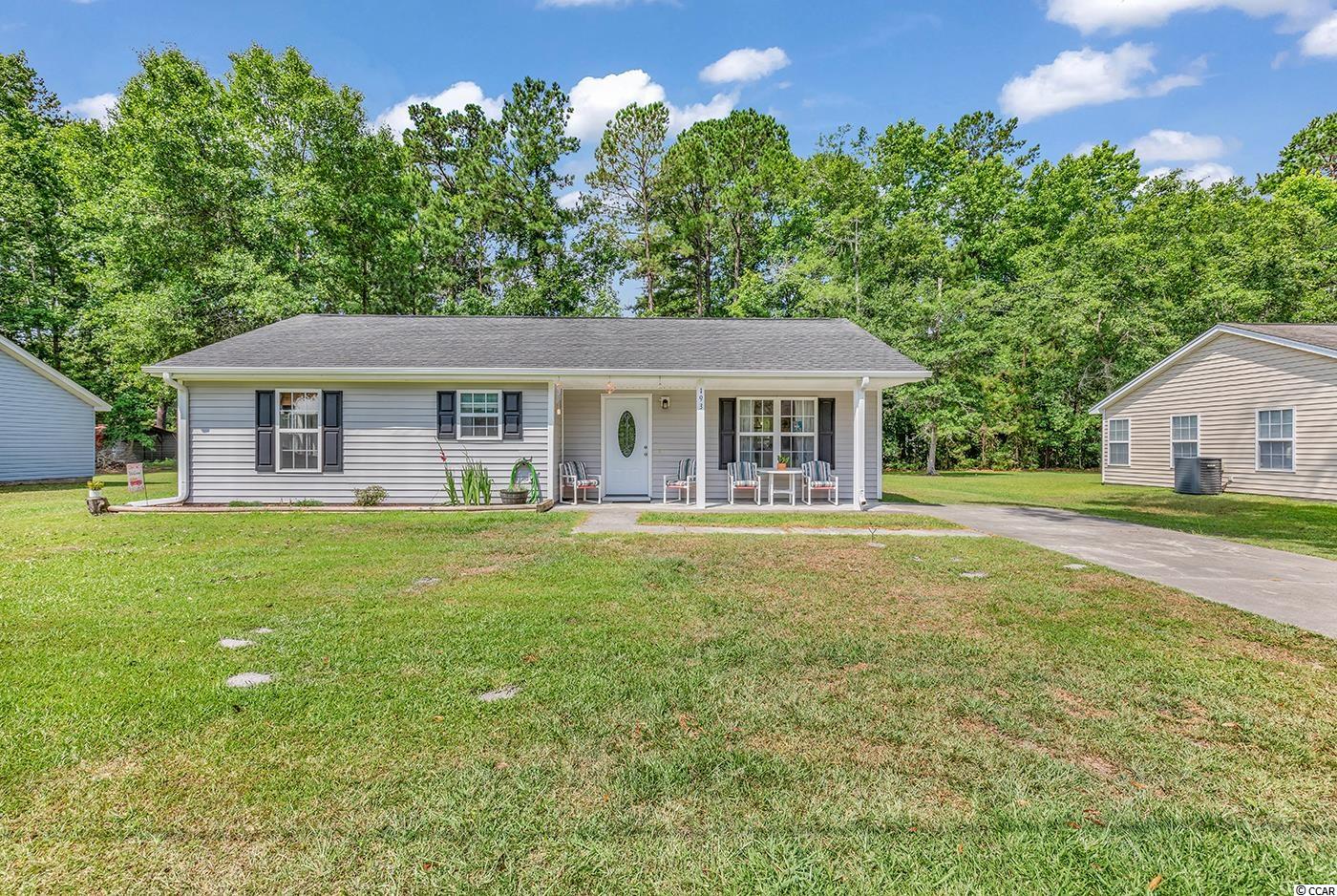 193 Savannah Street Georgetown, SC 29440 - Photo 1 of 20