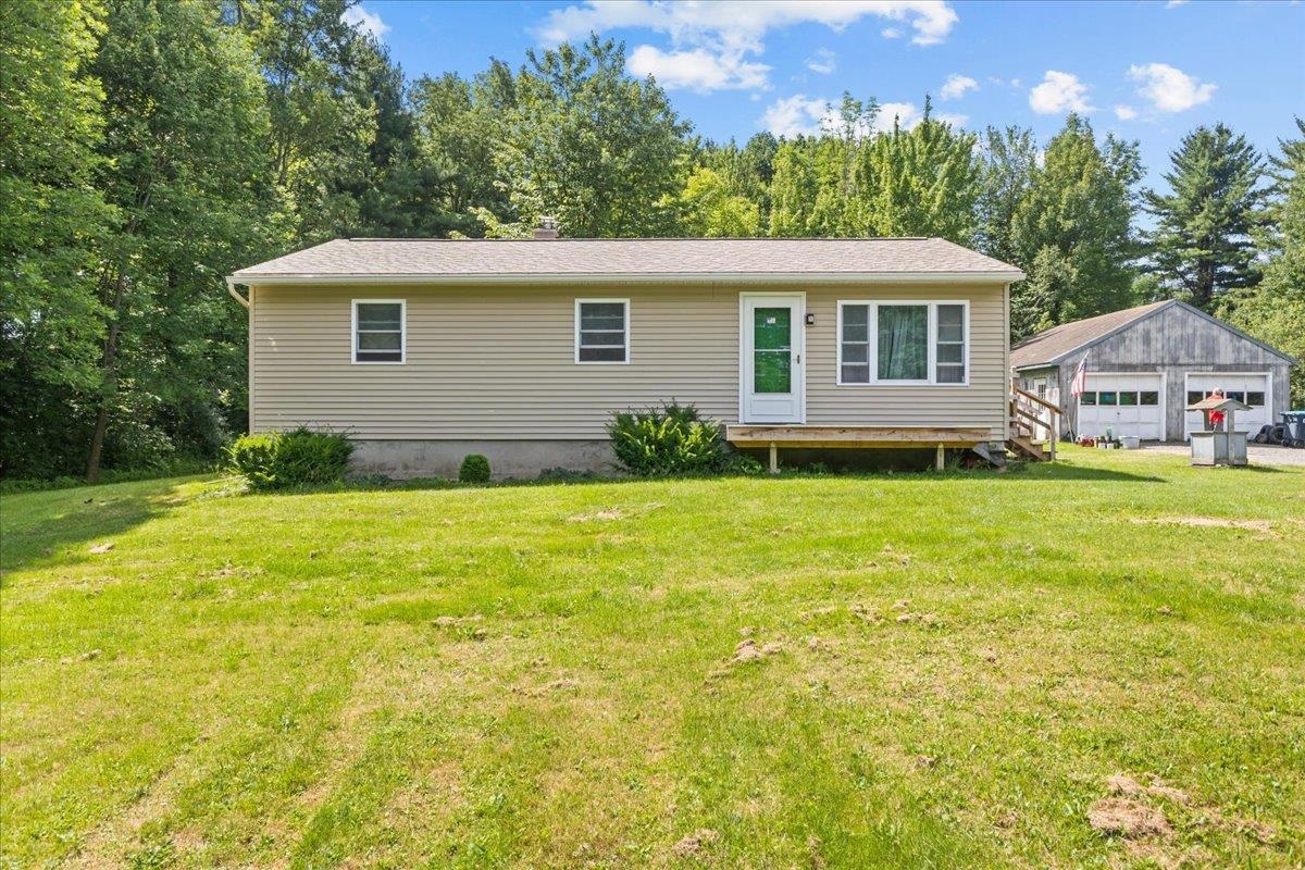 476 Nichols Road Fairfax, VT 05454 - Photo 2 of 21