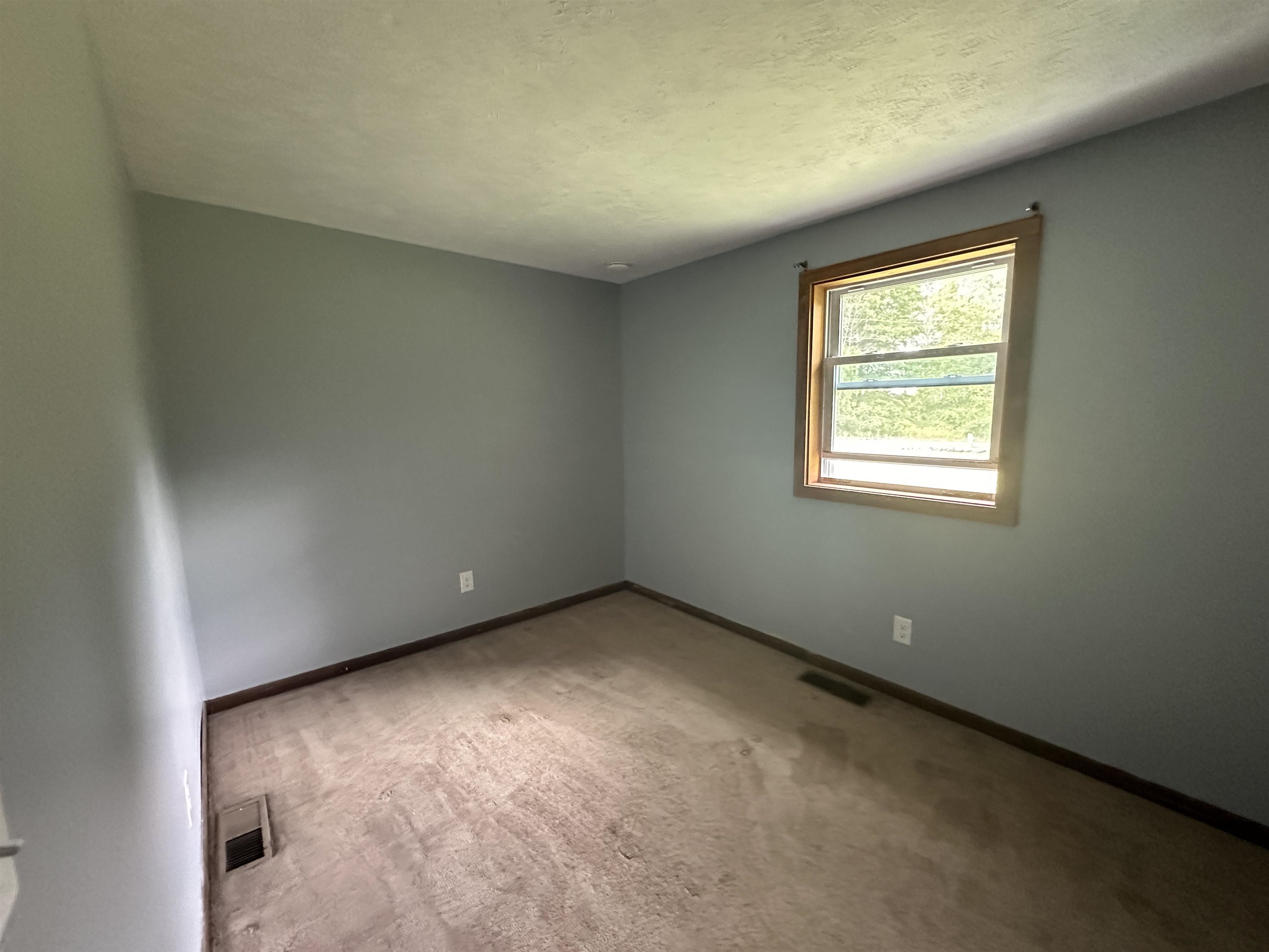 476 Nichols Road Fairfax, VT 05454 - Photo 5 of 21