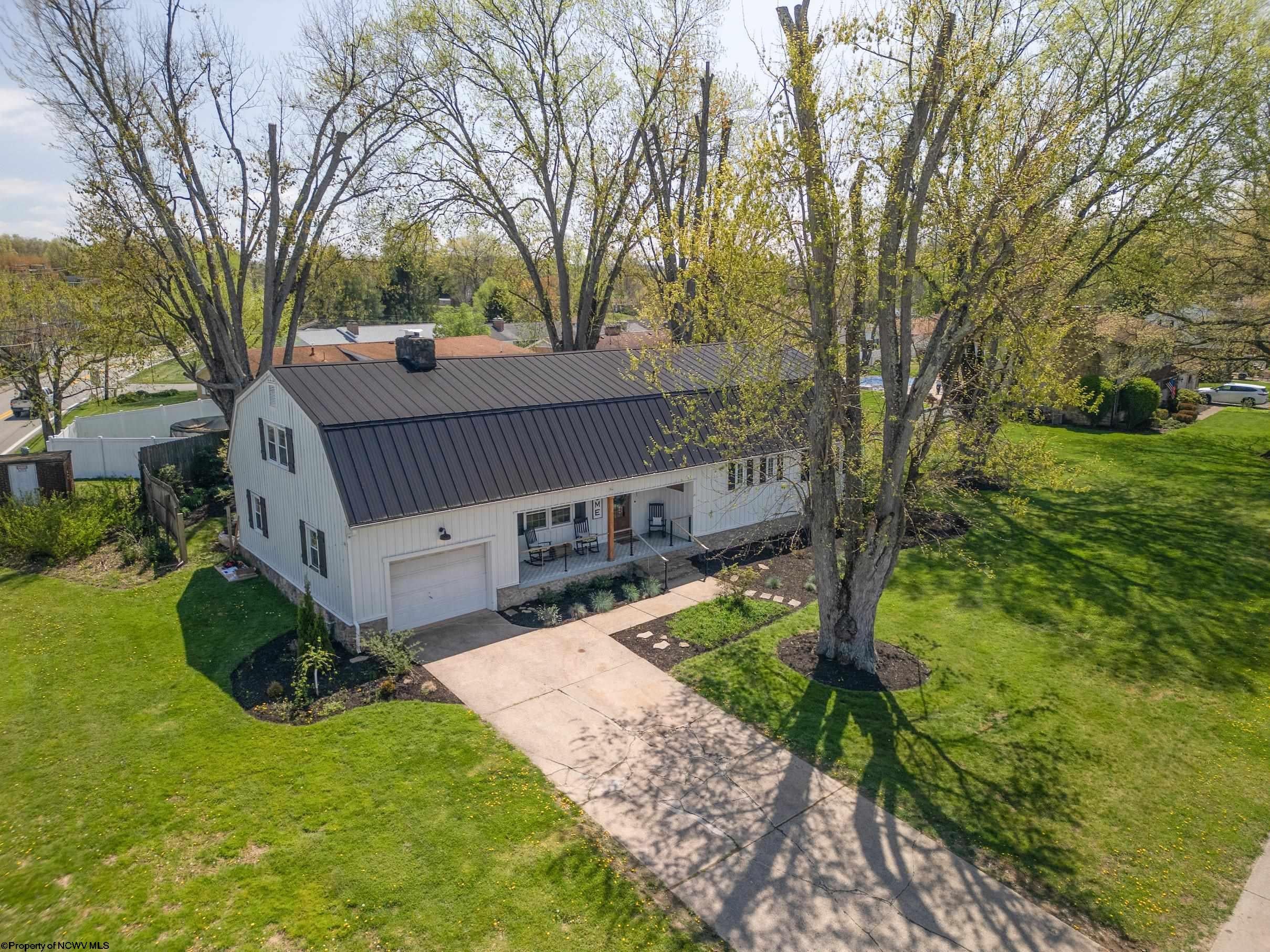 601 Rivendell Drive Bridgeport, WV 26330 - Photo 3 of 31 Gallery Image 3