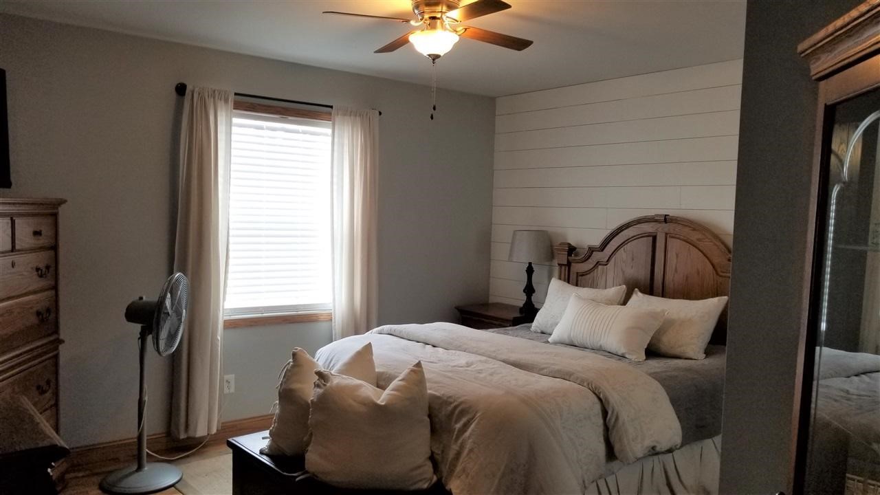 12307 North Lewis Road Clio, MI 48420 - Photo 6 of 23 21557592-5.JPG
