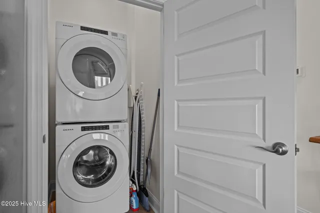 $1,780,000 | 1905 Emerald Drive, Emerald Isle, NC 28594