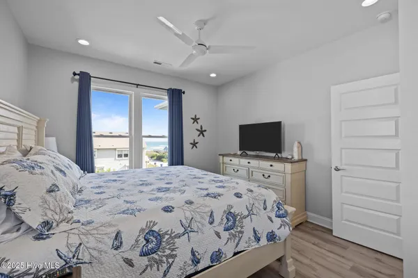 $1,620,000 | 1905 Emerald Drive, Emerald Isle, NC 28594