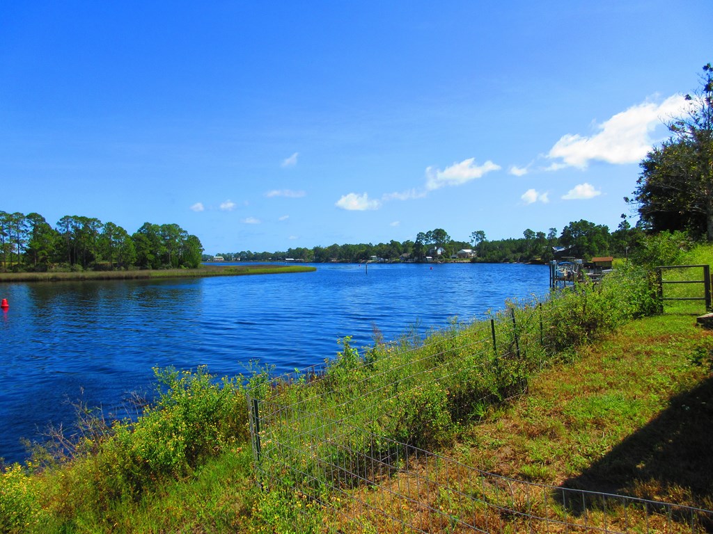 311 River Road Carrabelle, FL 32322 - Photo 25 of 31 Gallery Image 25