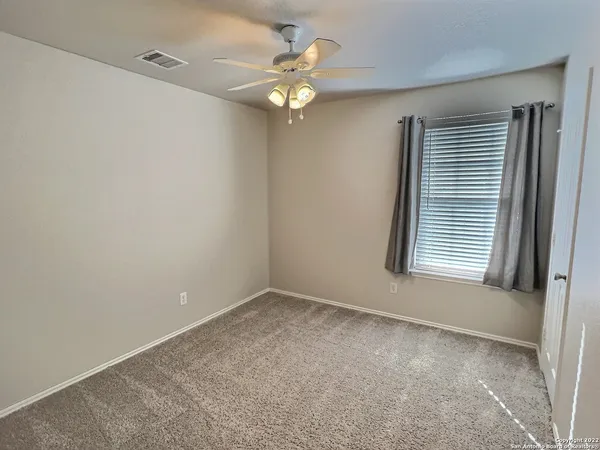 $2,100 | 406 Hampton Cove, Boerne, TX 78006