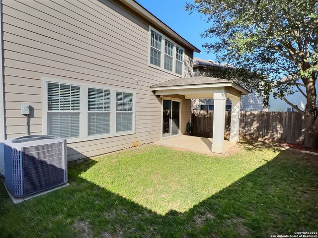 $2,100 | 406 Hampton Cove, Boerne, TX 78006