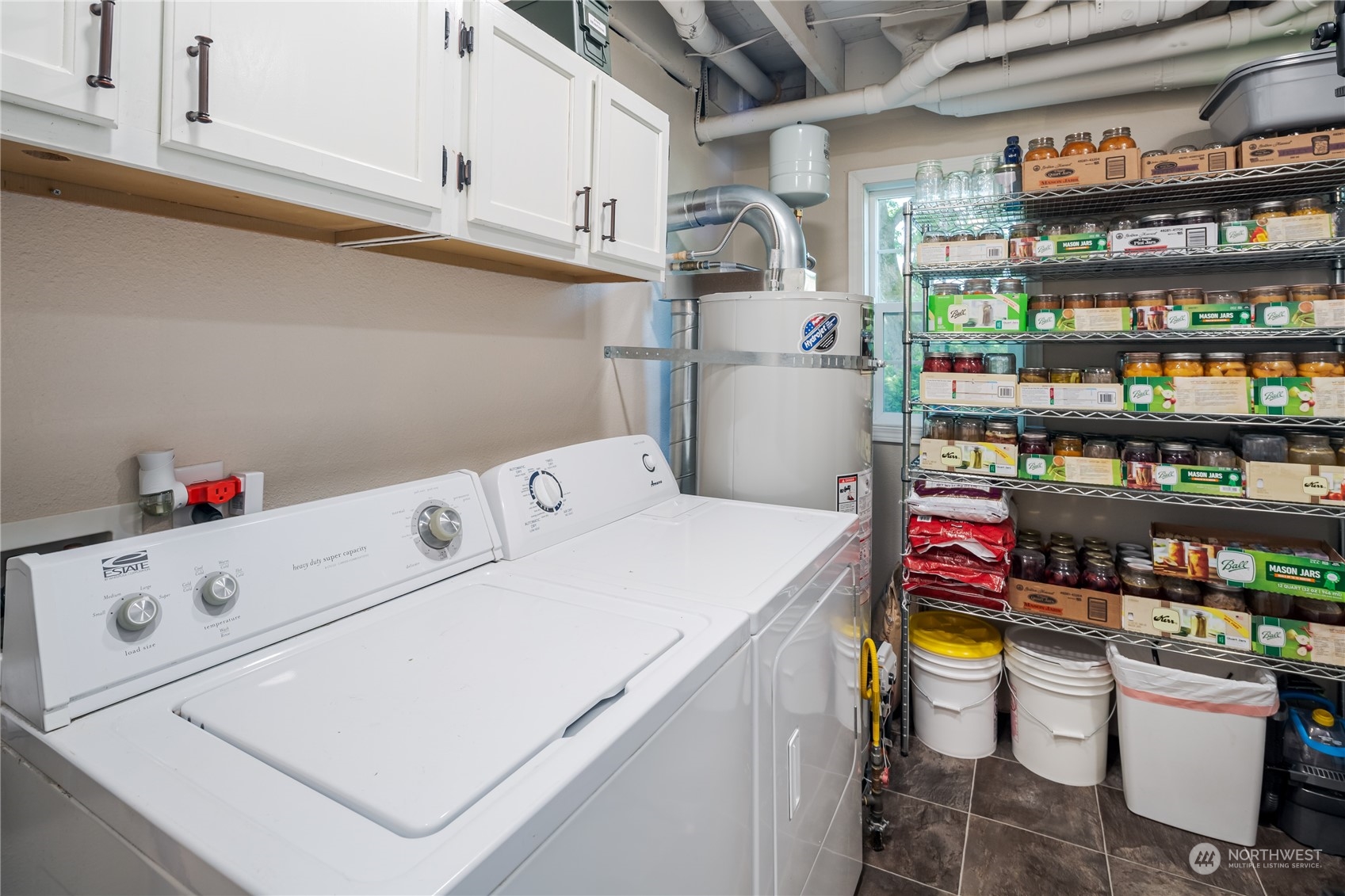 402 West 3rd Street Nooksack, WA 98276 - Photo 27 of 36 a utility room with washer and dryer