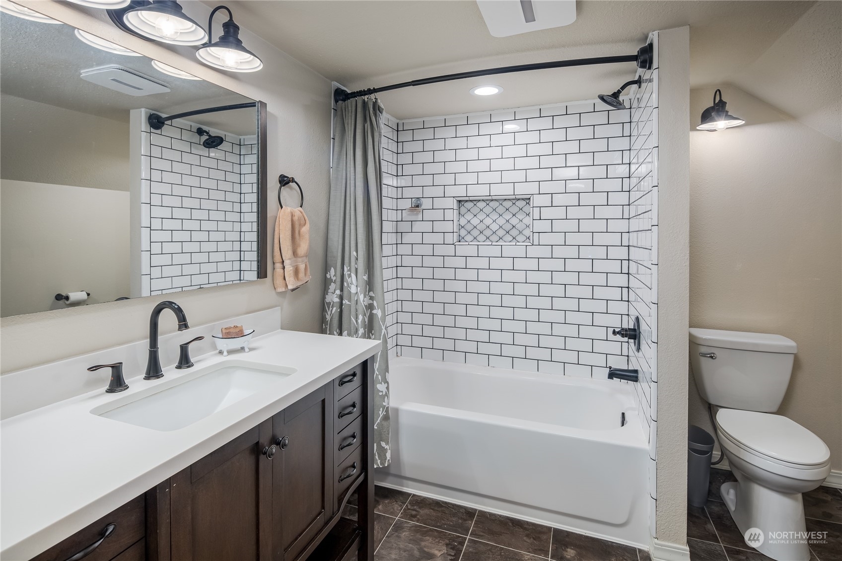 402 West 3rd Street Nooksack, WA 98276 - Photo 33 of 36 a bathroom with a sink a toilet and shower