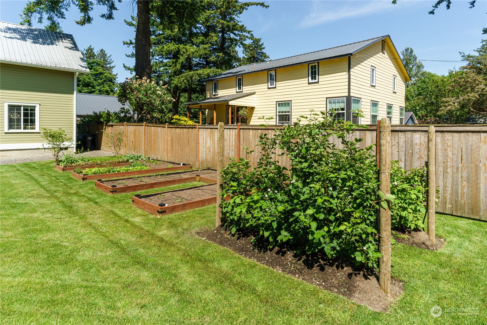 402 West 3rd Street Nooksack, WA 98276 - Photo 9 of 36