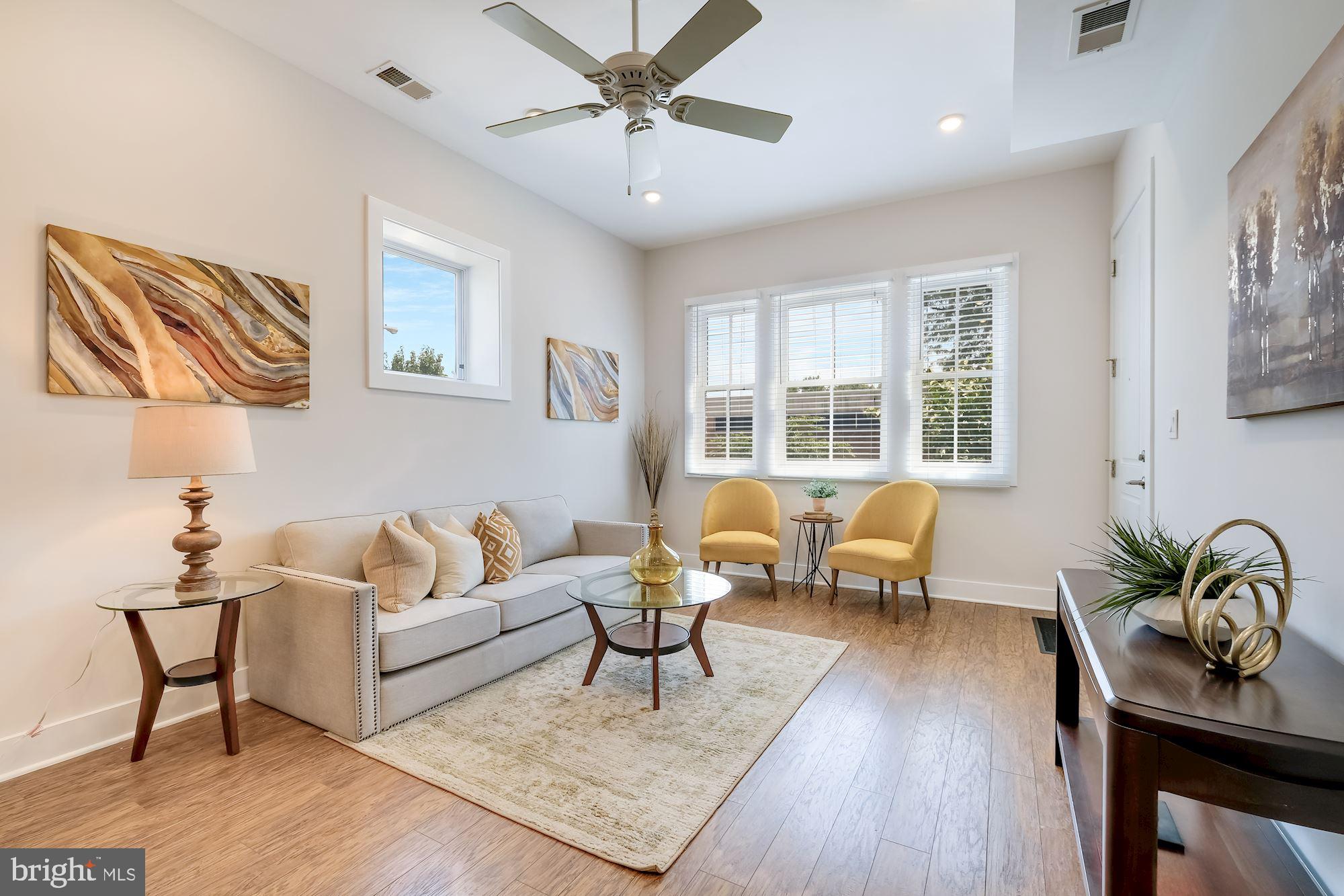 2016 D Street Northeast, Unit 2 Washington, DC 20002 - Photo 4 of 27 Living room