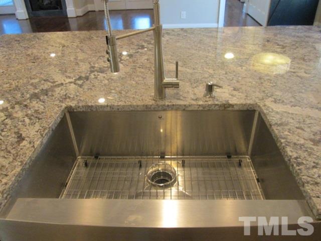 105 Georgetown Road Raleigh, NC 27608 - Photo 7 of 25
