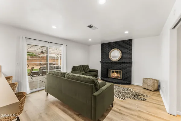 $525,870 | 3300 Ave J-3 West, Lancaster, CA 93536