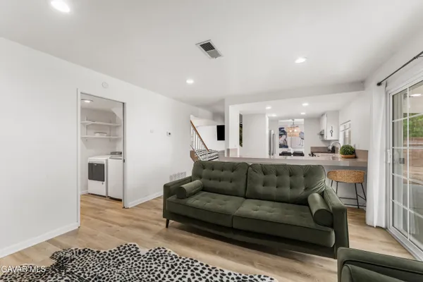 $525,870 | 3300 Ave J-3 West, Lancaster, CA 93536
