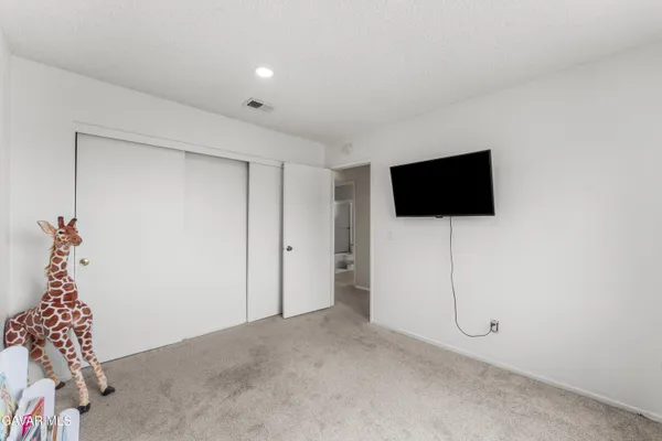 $525,870 | 3300 Ave J-3 West, Lancaster, CA 93536