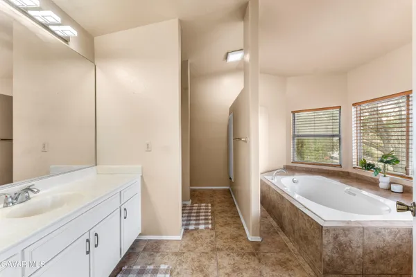 $525,870 | 3300 Ave J-3 West, Lancaster, CA 93536