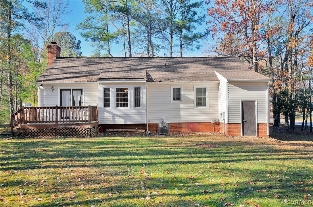 11301 Celtic Road Chesterfield, VA 23838 - Photo 24 of 27 a front view of a house with a yard