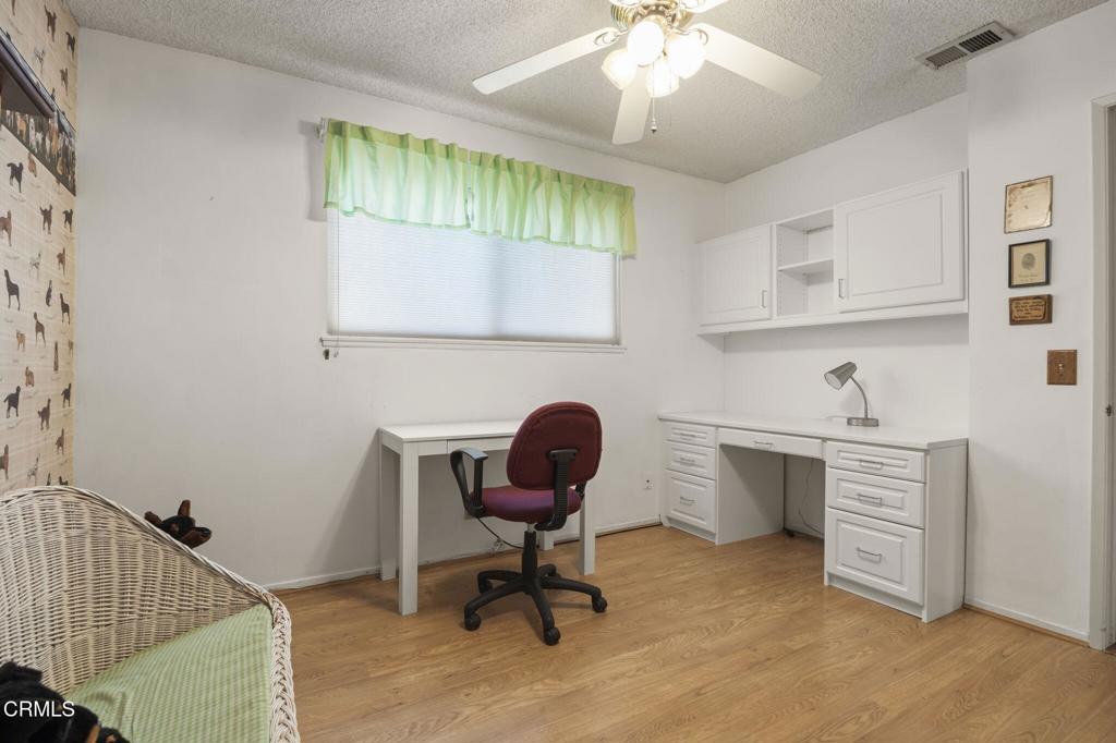 2040 Olga Street Oxnard, CA 93036 - Photo 35 of 48 36-web-or-mls-SeaoroStudios-2040Olga090