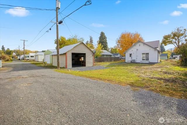 a view of a house with a swimming pool