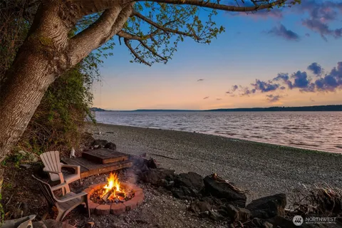 $2,285,000 | 10835 Arroyo Beach Place Southwest, Seattle, WA 98146