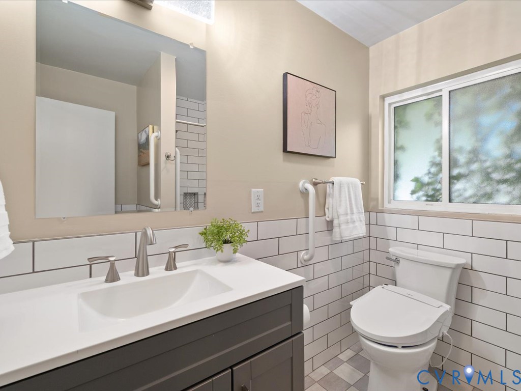 7641 Tanglewood Road Richmond, VA 23225 - Photo 18 of 25