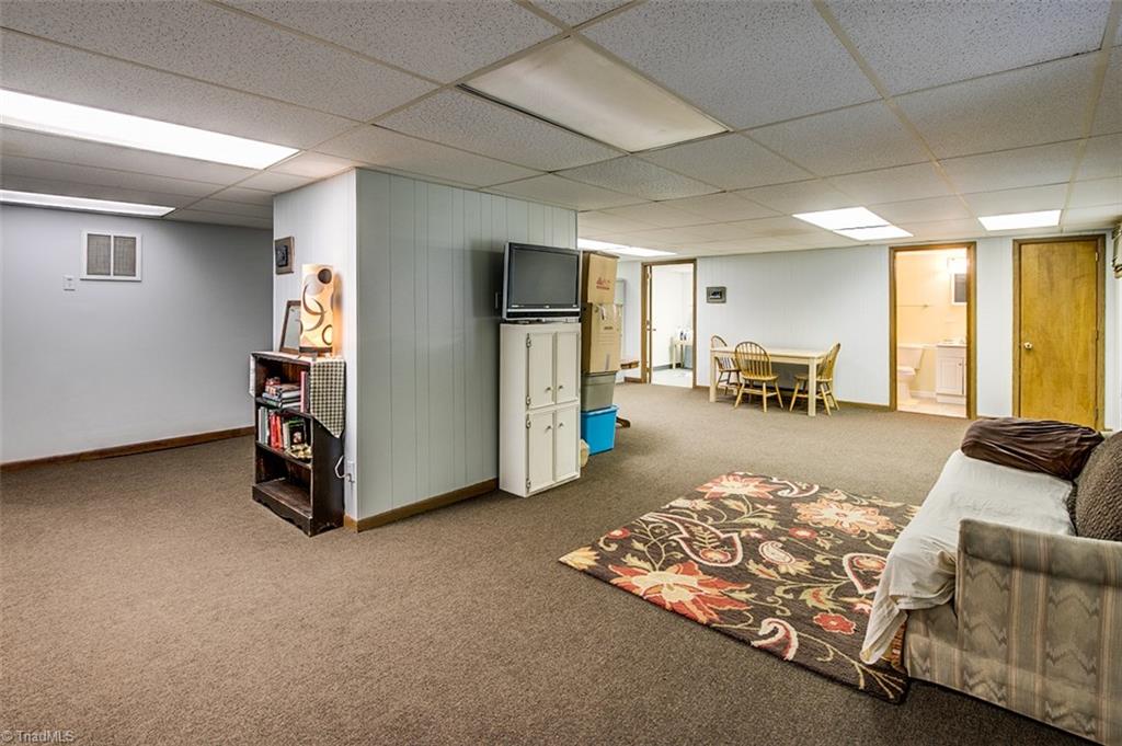 543 Edgewood Road Asheboro, NC 27205 - Photo 25 of 30 Gallery Image 25