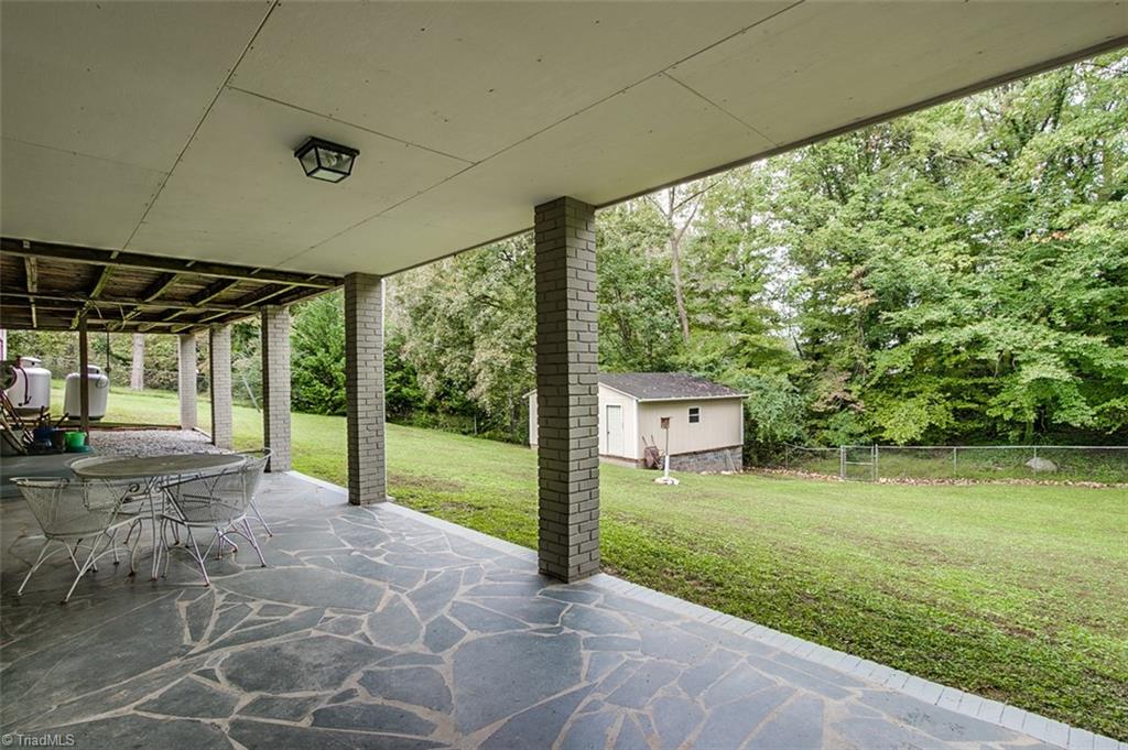 543 Edgewood Road Asheboro, NC 27205 - Photo 29 of 30 Gallery Image 29