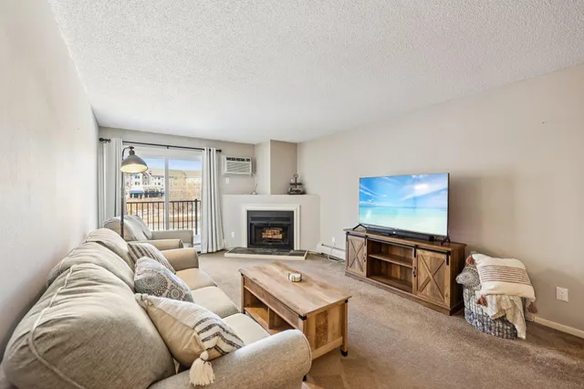 $180,000 | 3425 Golfview Drive, Unit 216, Eagan, MN 55123