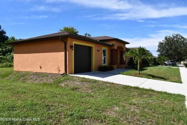 $2,500 | 1517 Furnari Street, Cocoa, FL 32922