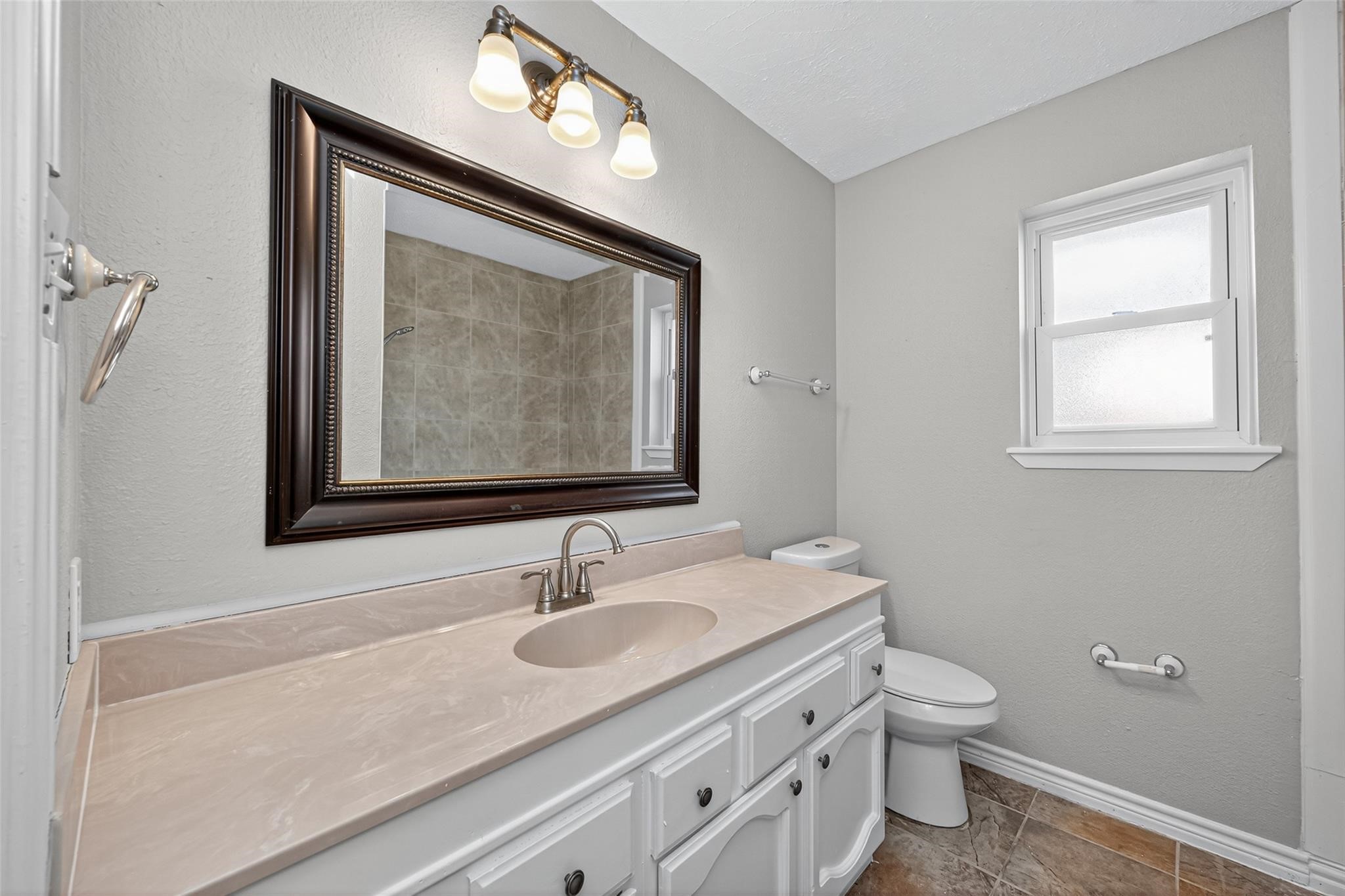 5834 Fallengate Drive Spring, TX 77373 - Photo 3 of 15 Gallery Image 3